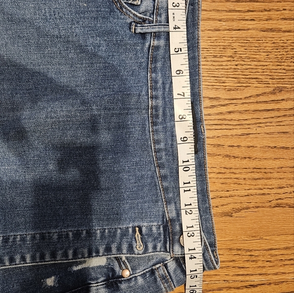 Judy Blue Denim Skort Size Large. With Stretch. - Picture 7 of 8